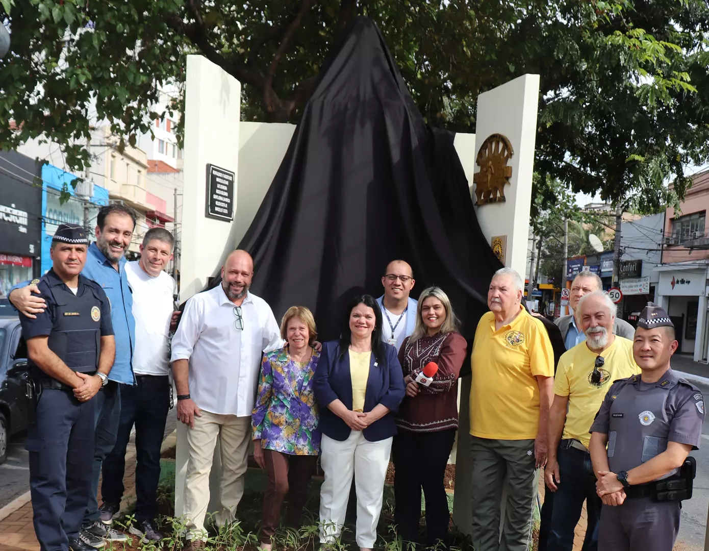 Monumento Símbolo do Aniversário da Mooca foi Reinaugurado